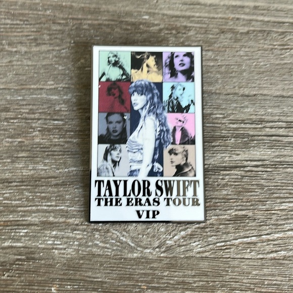 Taylor Swift Eras Tour Pin - Limited Edition - Picture 1 of 3